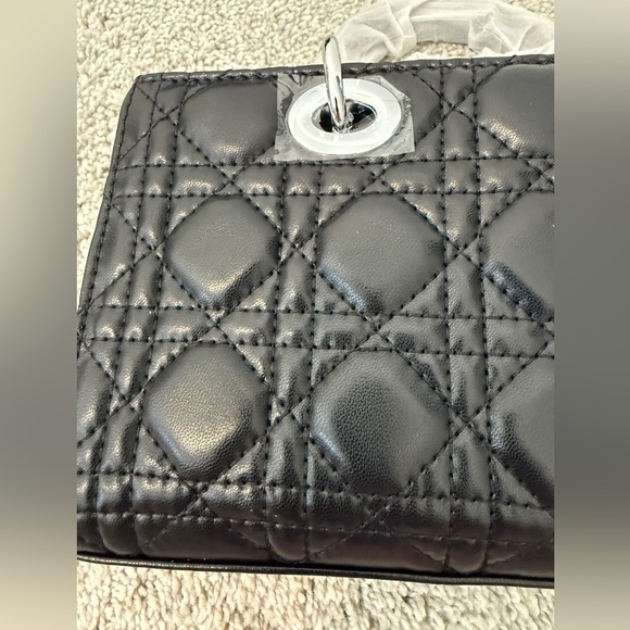 LADY D - fashion inspired Black Quilted Leather Top-Handle Bag w/Silver Hardware - Picture 4 of 6